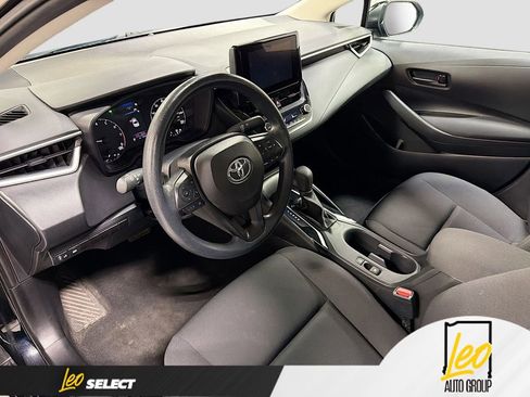 Used 2024 Toyota Corolla LE FWD image 9