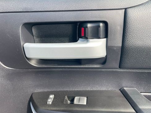 Used 2020 Toyota Tundra SR5 w/ TRD Off-Road Package image 16