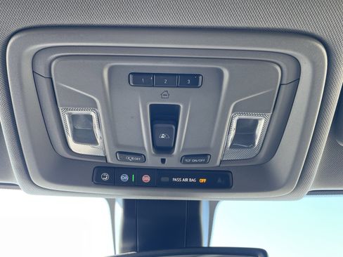 Used 2019 GMC Sierra 1500 SLT w/ SLT Premium Plus Package image 23