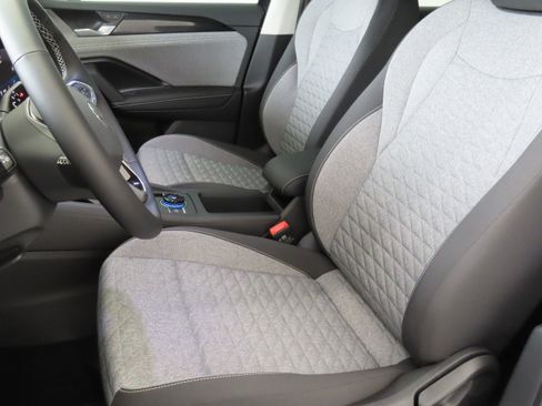 New 2025 Volkswagen Tiguan S image 12