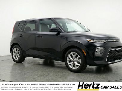 Used 2025 Kia Soul LX w/ LX Technology Package