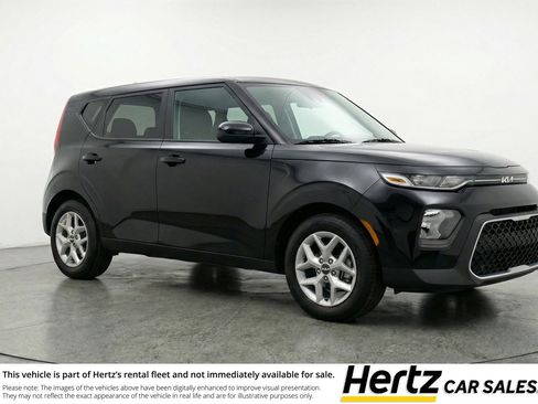 Used 2025 Kia Soul LX w/ LX Technology Package image 1