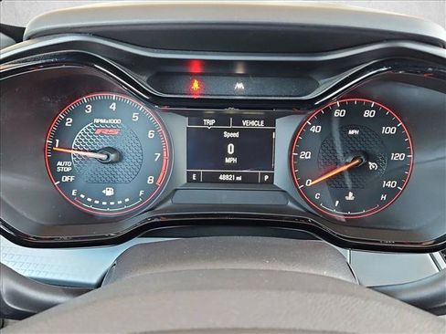 Used 2024 Chevrolet Trax RS w/ Sunroof Package FWD image 11
