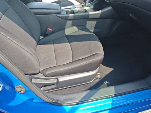 Used 2024 Nissan Sentra SV FWD image 31