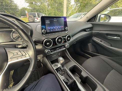 Used 2021 Nissan Sentra SV FWD image 22