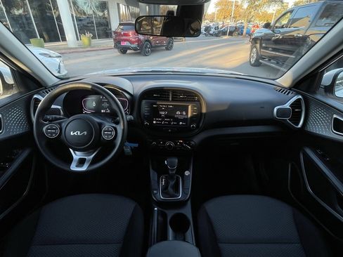 Used 2024 Kia Soul LX w/ Option Group 015 image 10