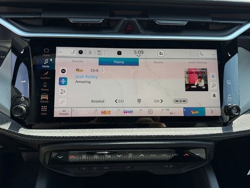 New 2026 Jeep Cherokee Laredo image 18