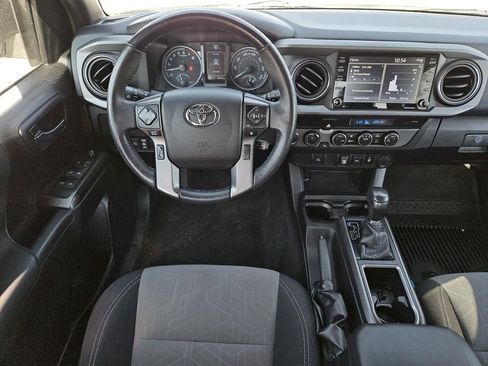 Used 2021 Toyota Tacoma TRD Off-Road image 11