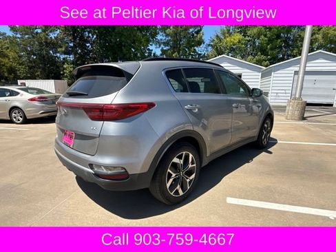 Used 2022 Kia Sportage EX w/ EX Technology Package FWD image 5