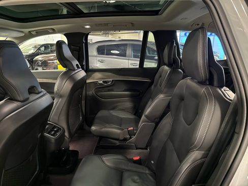 Certified 2024 Volvo XC90 B6 Ultimate w/ Protection Package Premier AWD/4WD image 22