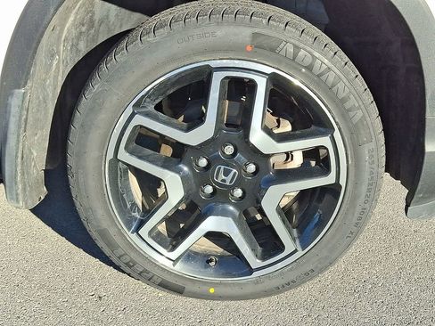 Used 2023 Honda Passport Elite image 11