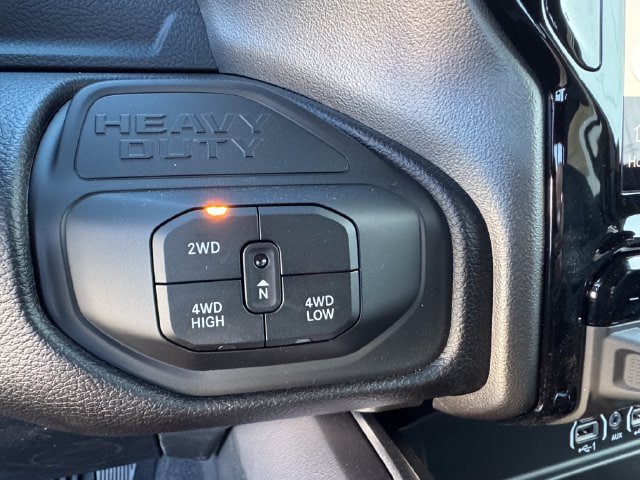 New 2027 RAM 3500 Big Horn AWD/4WD image 31