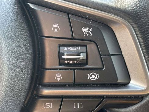 Used 2023 Subaru Crosstrek 2.0i Premium image 32