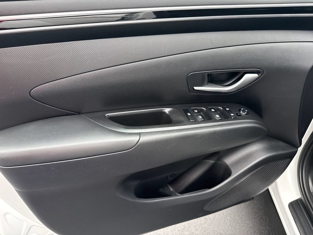 Certified 2024 Hyundai Tucson SEL AWD/4WD image 9