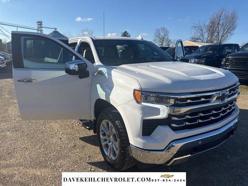 Used 2025 Chevrolet Silverado 1500 LTZ w/ LTZ Premium Package image 42