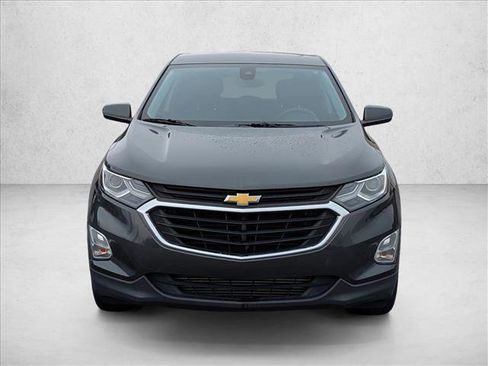Used 2020 Chevrolet Equinox LT image 2