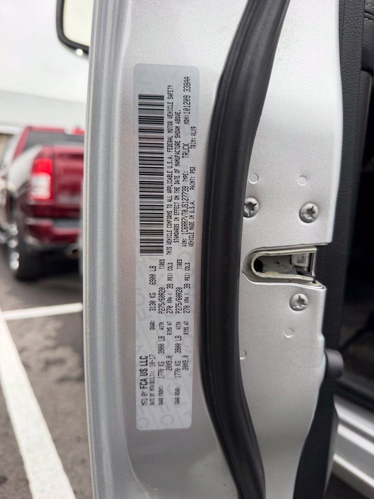 Used 2018 RAM 1500 Laramie AWD/4WD image 20