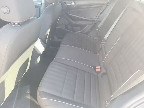Used 2021 Volkswagen Jetta GLI image 11