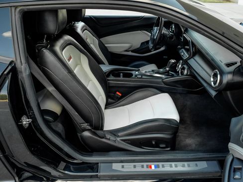 Used 2016 Chevrolet Camaro SS RWD image 38