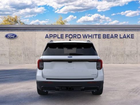 New 2026 Ford Explorer ST-Line w/ ST-Line Street Pack AWD/4WD image 5