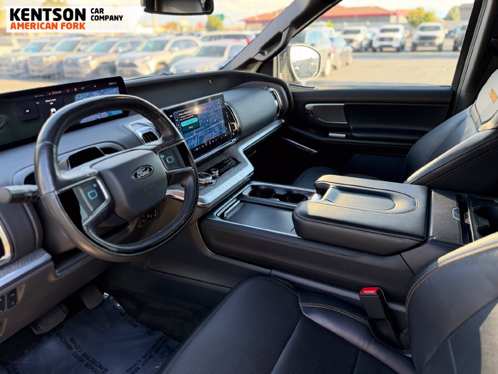 Used 2025 Ford Expedition Tremor AWD/4WD image 25