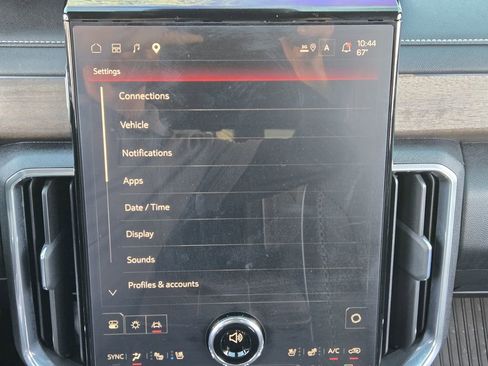 Used 2026 GMC Acadia Denali Ultimate w/ LPO, Floor Liner Package image 15