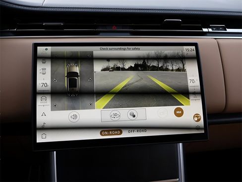 New 2026 Land Rover Range Rover SE image 24