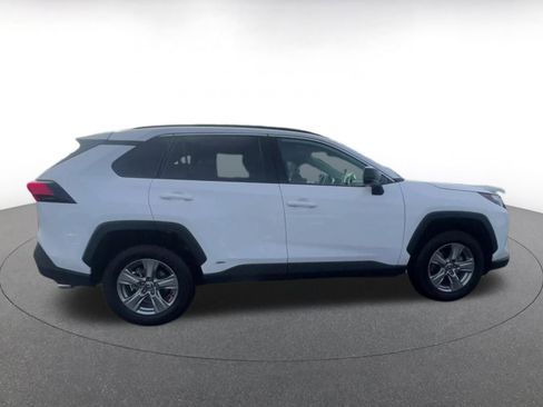 Used 2025 Toyota RAV4 LE image 16