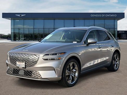 Certified 2023 Genesis Electrified GV70 AWD/4WD image 3