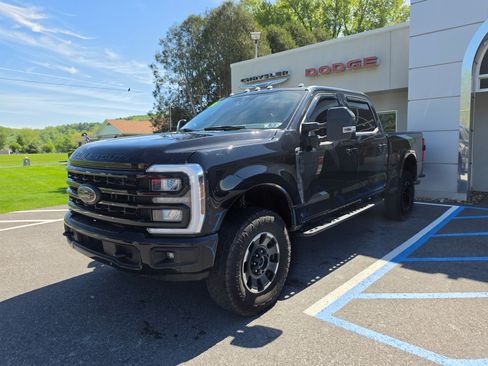 Used 2024 Ford F250 Lariat w/ Lariat Ultimate Package AWD/4WD image 8