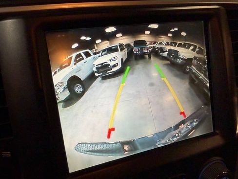 Used 2014 RAM 2500 SLT w/ Popular Equipment Group AWD/4WD image 8
