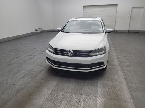 Used 2018 Volkswagen Jetta SE FWD image 15