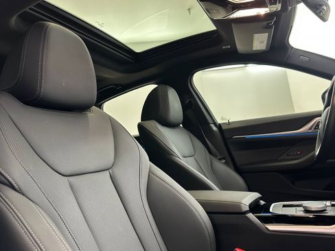 Certified 2023 BMW i4 eDrive35 image 31