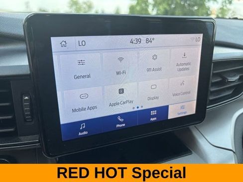 Used 2023 Ford Explorer XLT image 23