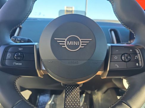 Certified 2025 MINI Cooper Countryman S w/ Comfort Package Max image 23