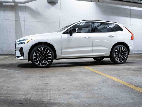 New 2026 Volvo XC60 B5 Ultra w/ Protection Package Premier image 3