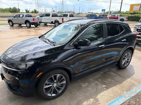 Used 2021 Buick Encore GX Select w/ Sport Touring Package FWD image 1