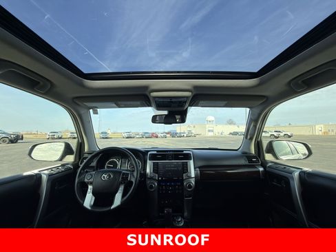 Used 2021 Toyota 4Runner Limited image 21