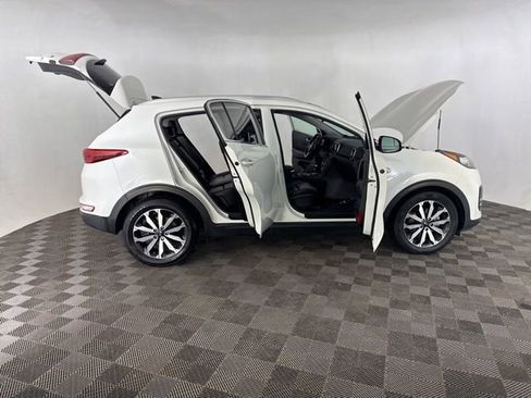 Used 2017 Kia Sportage EX w/ EX Premium Package image 16