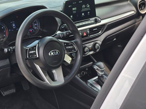 Used 2021 Kia Forte Sedan FWD image 22