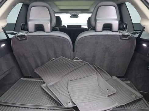 Used 2024 Volvo XC90 B6 Plus w/ Protection Package image 31