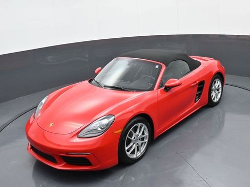 Used 2017 Porsche 718 Boxster image 28