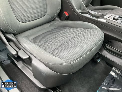 Used 2022 Chevrolet Bolt LT image 56