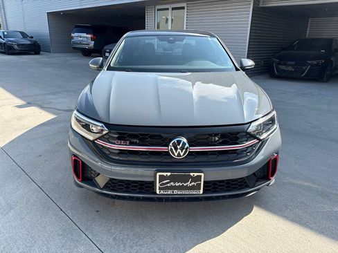Used 2024 Volkswagen Jetta GLI Autobahn FWD image 2