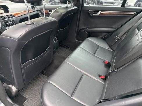 Used 2014 Mercedes-Benz C 250 Sedan image 16