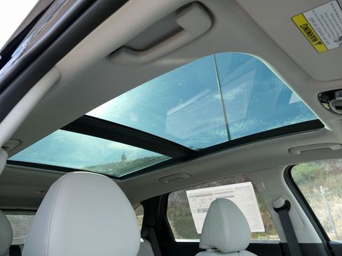 New 2024 Hyundai Tucson Limited image 29