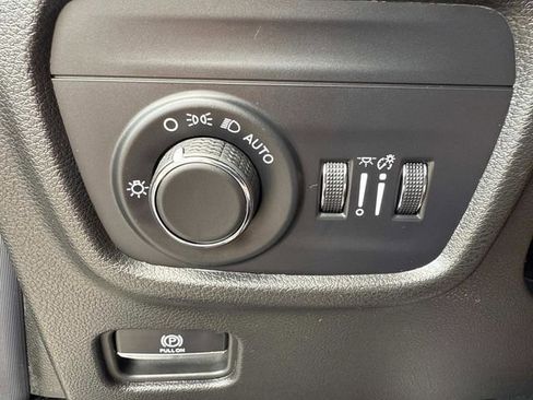 New 2025 Jeep Grand Cherokee Laredo image 27