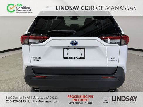 Used 2022 Toyota RAV4 LE AWD/4WD image 7