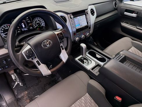 Used 2019 Toyota Tundra SR5 AWD/4WD image 7