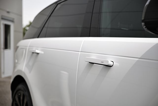 New 2026 Land Rover Range Rover Sport Dynamic SE AWD/4WD image 12